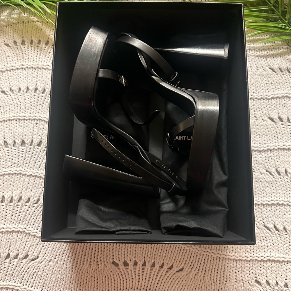 NWT Saint Laurent Carine Platform Sandal. Brand new comes with box & dus… - Picture 10 of 13